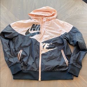Nike zip up windbreaker med